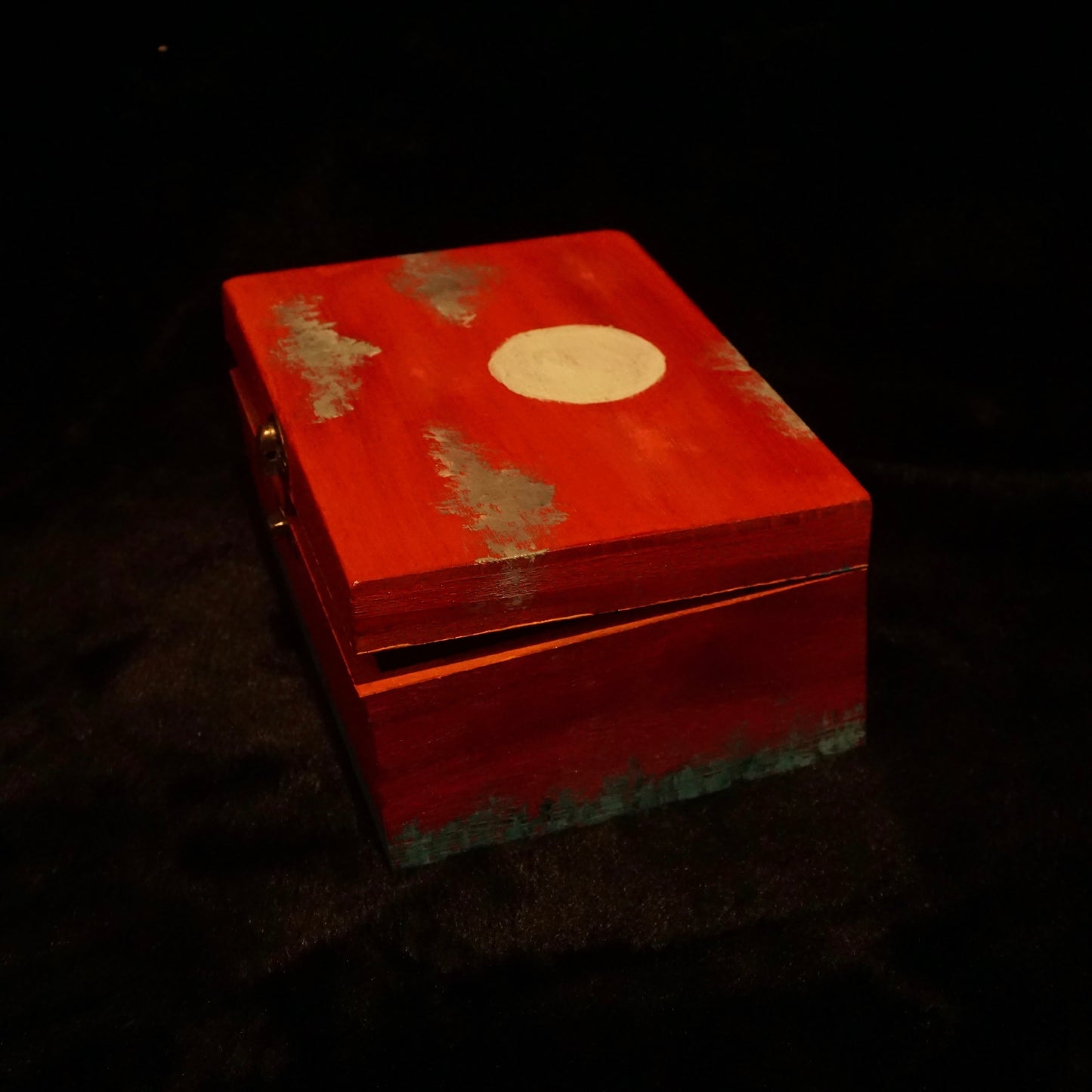 Hand-painted White Moon Box