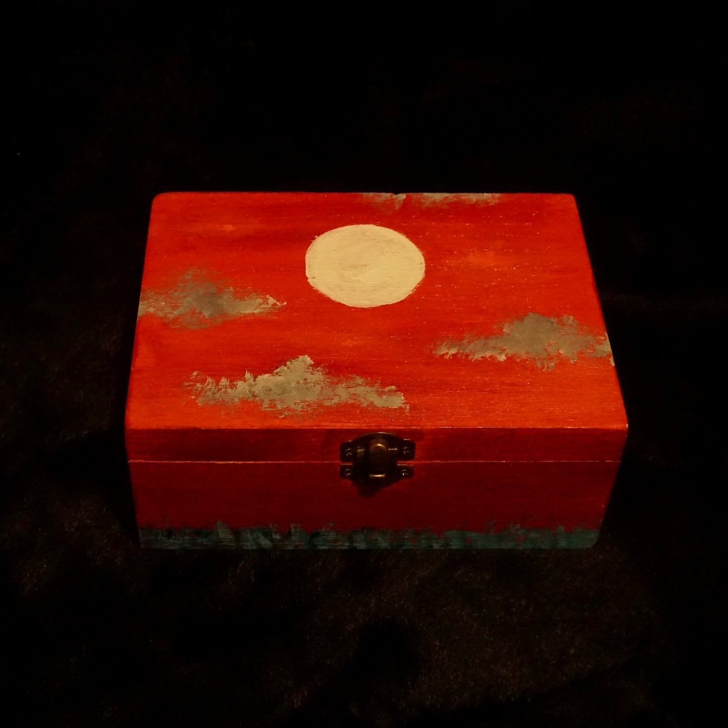 Hand-painted White Moon Box